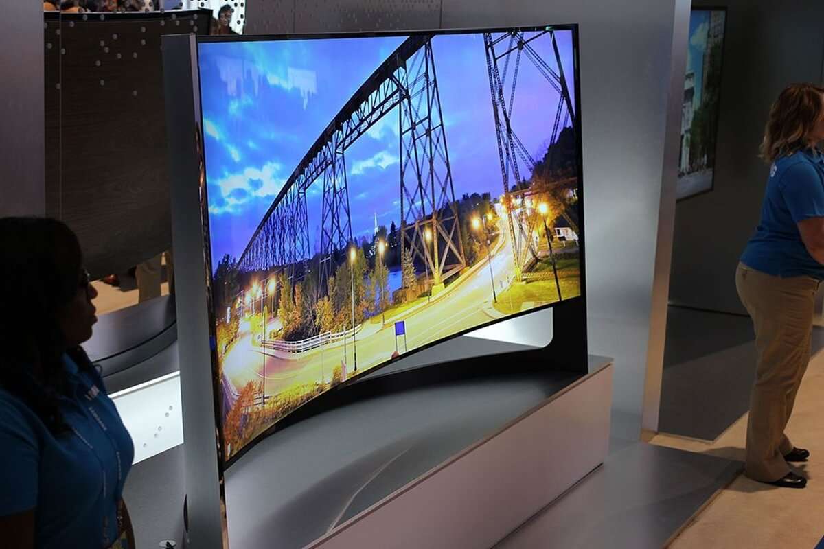 Curved LED Screen Price - Featured